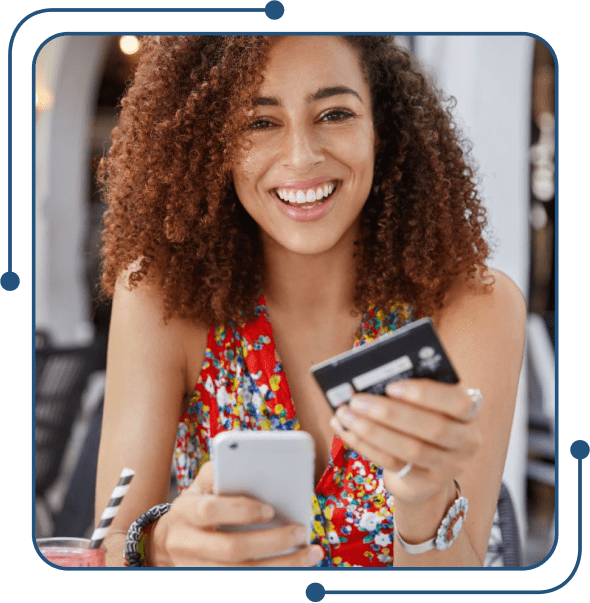 Capture d'écran d'une femme avec une carte d'entreprise dans TramitApp